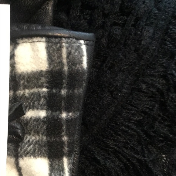 Infinity scarf beautiful fringes. Never worn - Picture 2 of 16